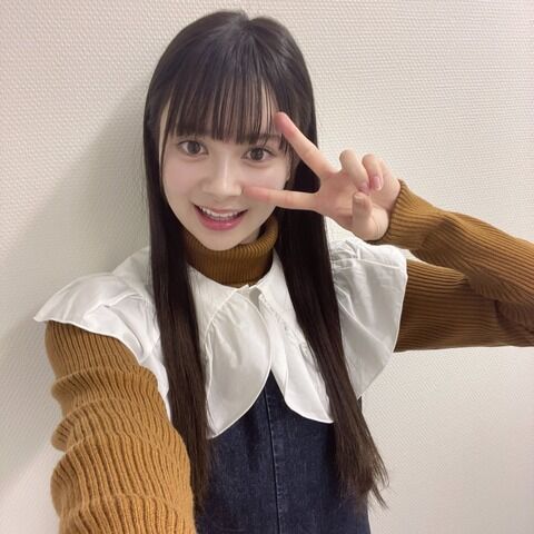 【朗報】　AKB 19期生・伊藤百花さん　気配りもできる完璧なアイドルだった！！ 【100億年に1人の逸材】