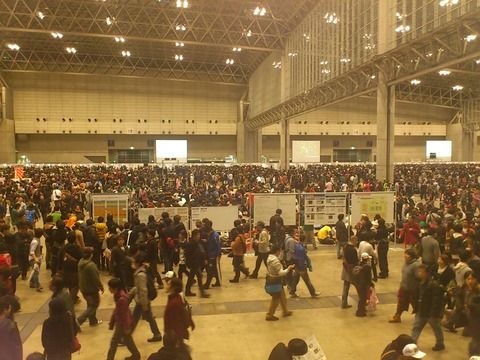 【AKB48G】お前ら握手会で幕張行った時、どこで昼飯食ってるの？