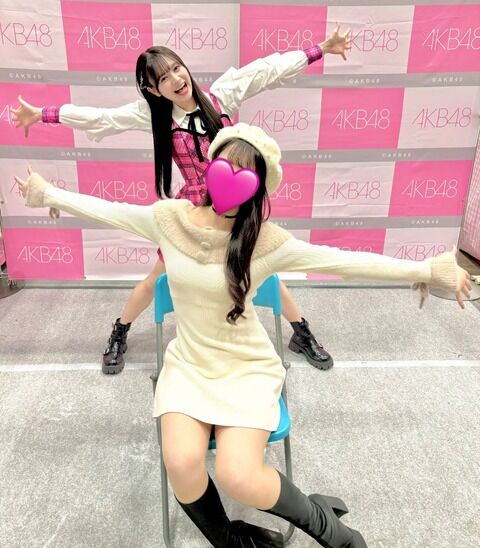 在宅無銭ヲタだけど、AKB写真会でメンバーと楽しそうにしてる現地ヲタが羨ましい 。・°°・(＞_＜)・°°・。