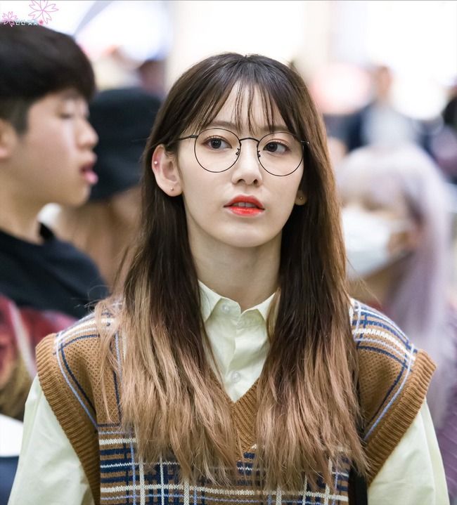 【悲報？】宮脇さくらたんがピアス開ける！！【IZ*ONE 宮脇咲良】