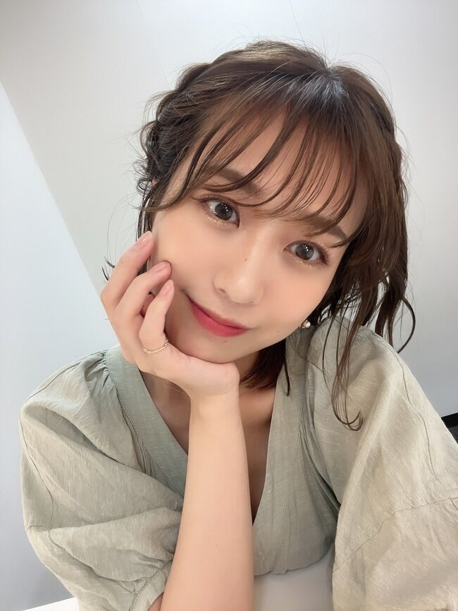 【AKB48】篠崎彩奈「謎ルールが増えた。卒業生は呼べなくなった。先に卒業した者勝ちになっちゃってる」【あやなん】