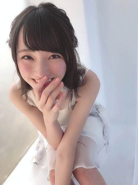 【動画】＝LOVEはこんなに可愛い子がお●ぱい動画出してくれるのに、AKBときたら