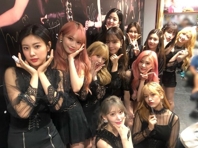 【疑問】2ndアルバムが前作割れのIZ*ONE、、、なぜIZ*ONEは第2のTWICEになれなかったのか？？？？？？？