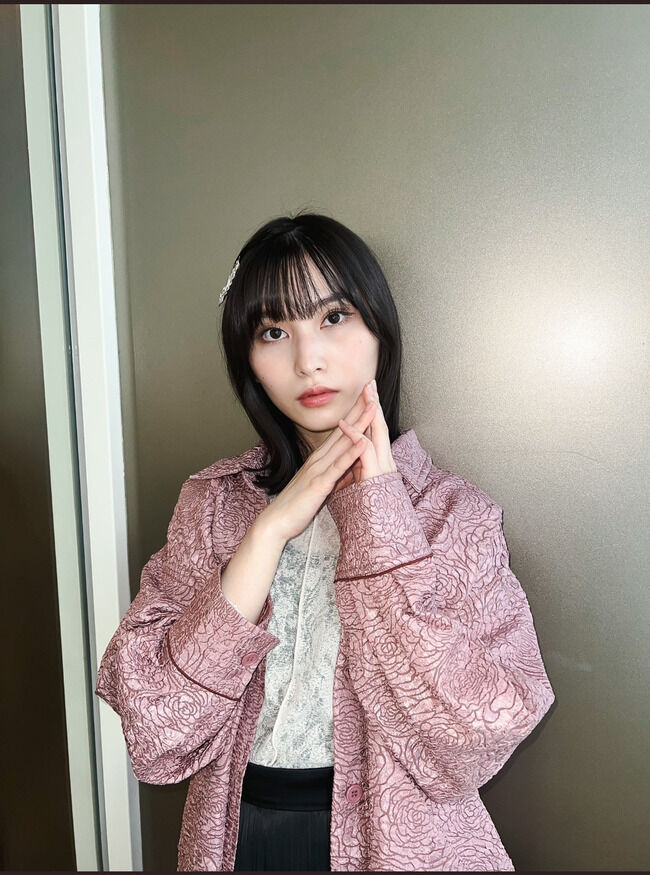 【画像】AKB48福岡聖菜とグラドル伊織いおが結構似ている件！！【せいちゃん】