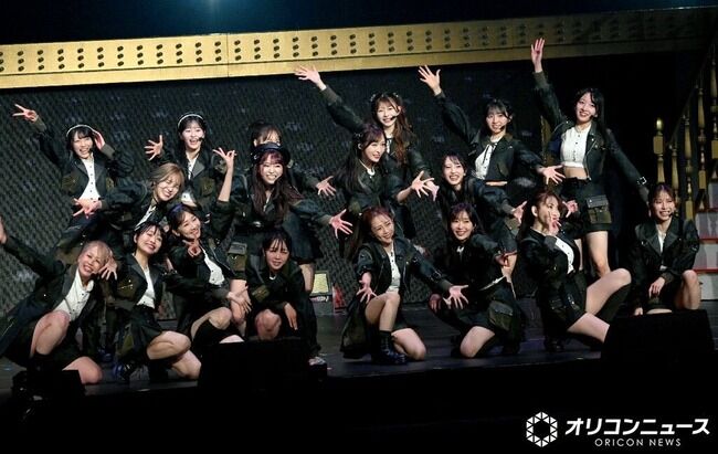 【AKB】現役メンバーに交じり、高橋みなみをセンターに小嶋陽菜、柏木由紀、指原莉乃らOGが「芽も葉もRumor」を披露!!【AKB48 20周年記念コンサート】