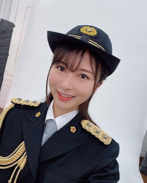 ルックスだけは乃木坂でもトップクラスと言われた声優の佐々木琴子さんの警官衣装が高柳明音さんに似てる