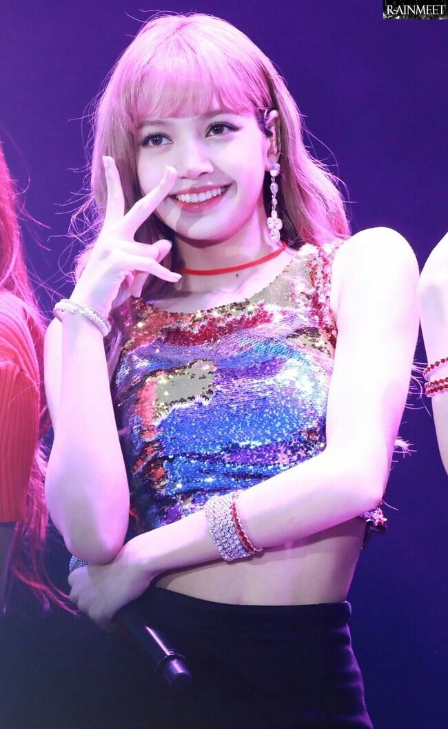 熱愛説に契約更新不発説まで…BLACKPINKリサをめぐるうわさ飛び交う！！！
