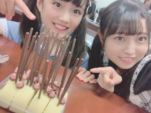【画像アリ】アポロとポッキーで作ったケーキの見た目がちょっとアレ