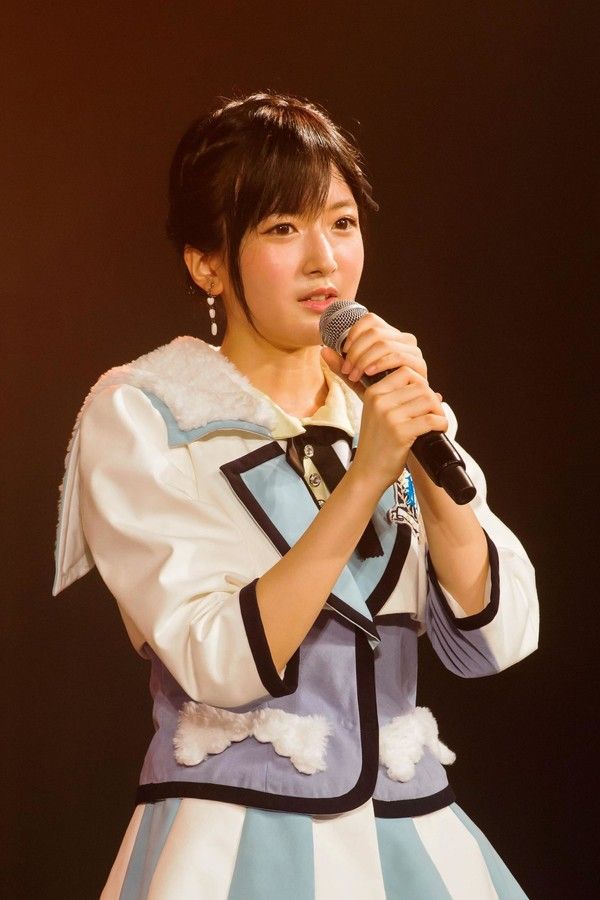 【週刊文春】NMB48須藤凛々花のファンは握手会で「もう推し変する」と泣いていた【文春砲】