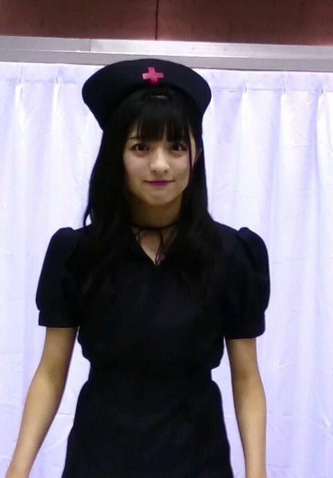 【 朗報 】チーム8 佐藤七海、母親が買ってくれた衣装で握手会に参加……その衣装が…wwwwwww