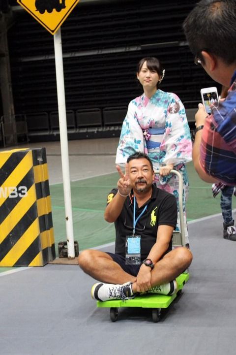 湯浅支配人が松井玲奈を困らせる・・・
