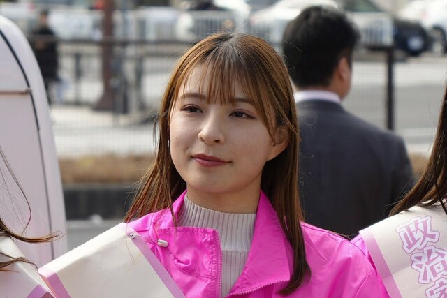【朗報】元HKT48山本茉央、杉並区議会議員選挙出馬取りやめ、政治家女子48党での活動辞退！！！