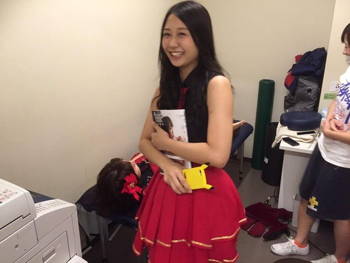 SKE48松村香織ファースト写真集「無修正」を見たメンバーの反応ｗｗｗ