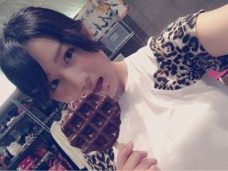 【画像あり】 今日も普通にいるけど【NMB48】