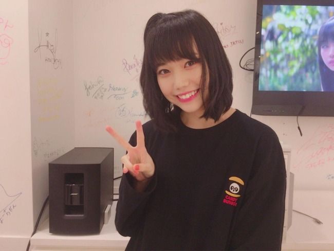 【AKB48】チーム8長久玲奈「中学時代、環境が合わなくてほとんど行ってない」【くれにゃん】