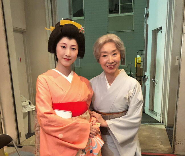 【朗報】平成の大女優三田佳子さんが松井玲奈さんを大絶賛!!【元SKE48・元乃木坂46】
