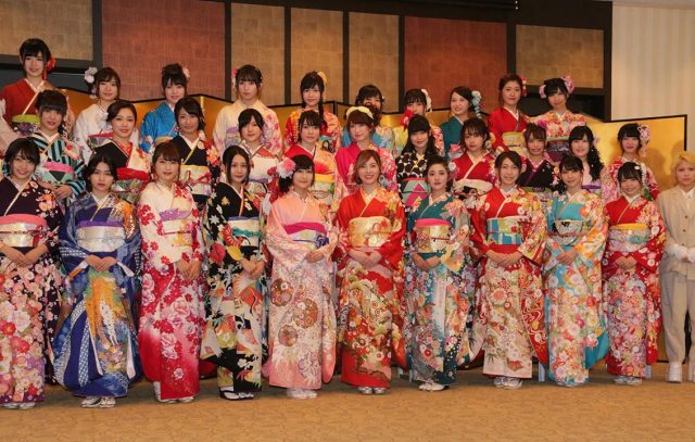 [動画] AKB48グループ32人が振り袖姿で華やかに成人式（MAiDiGiTV）
