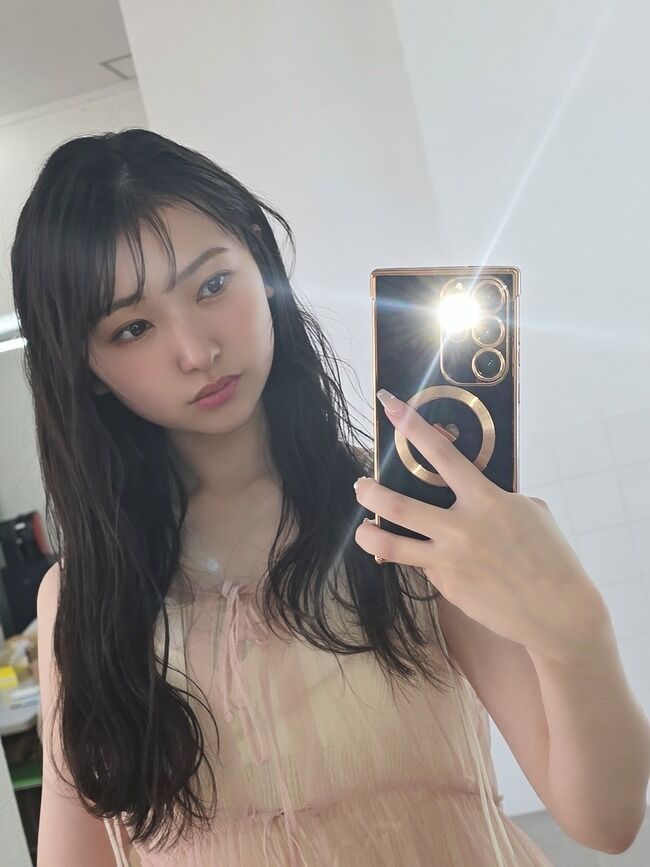 【朗報】AKB山﨑そらﾁｬﾝ Androidスマホ