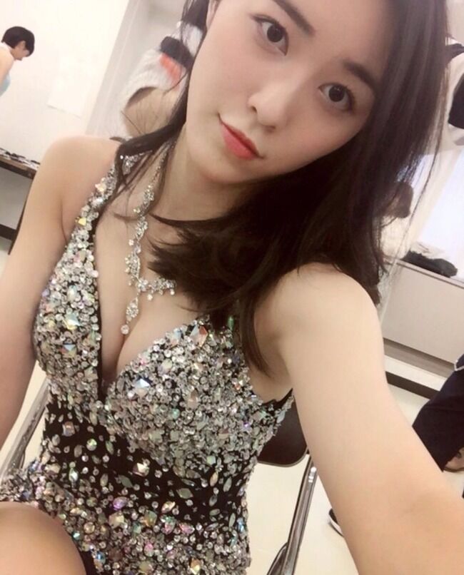 【元SKE48】松井珠理奈さんのゴージャスなキャバ嬢姿にファン絶賛！「こんなキャバクラあったら通います」