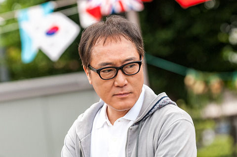 【悲報】佐野史郎が爆弾発言・・・これはガチで干されるぞ・・・【画像あり】