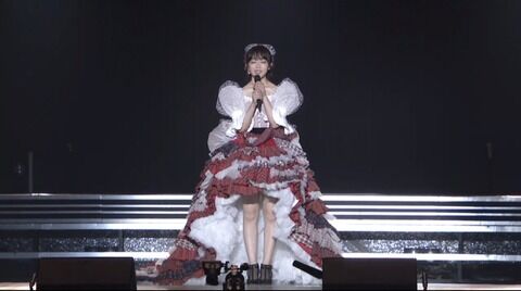 【アホスレ】松井珠理奈より峯岸のほうがマスコミに取り上げられるのおかしくね？