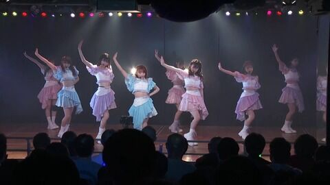 【AKB48】チームB公演の「元カレです」衣装はジャージではありません！