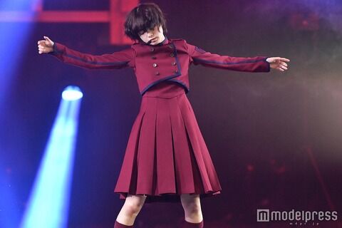 【悲報】欅坂46・平手友梨奈さん　紅白リハ「不協和音」でよろめくハプニングｗｗｗｗｗｗｗｗｗｗ