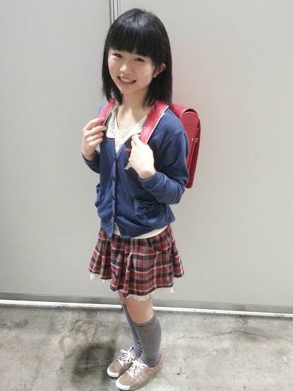 【画像アリ】12歳の秋吉と18歳の秋吉