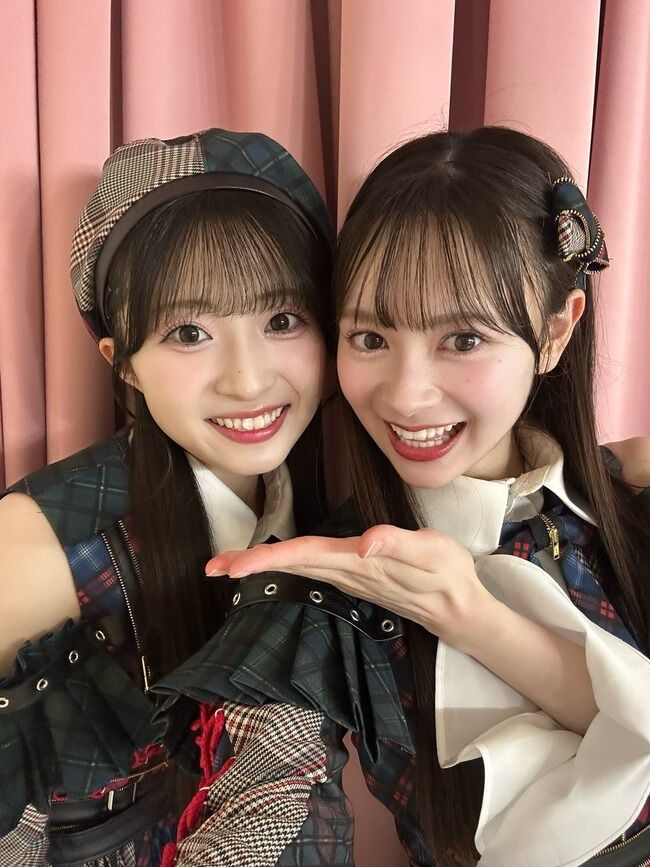 【AKB48】伊藤百花より秋山由奈の方が先にセンターやるべきじゃないの？【いともも・さえちゃん】