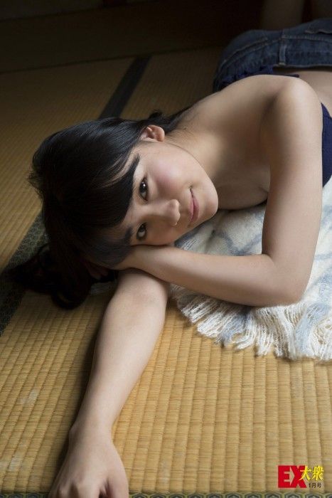 [画像] AKB48小嶋真子「EX大衆 2016年1月号」オフショット 2
