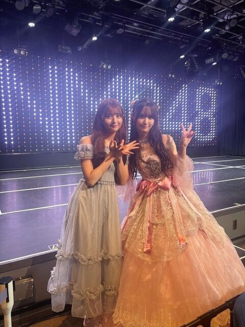 久保姫菜乃さん、NMB48劇場にて山本望叶さん卒業公演を観覧