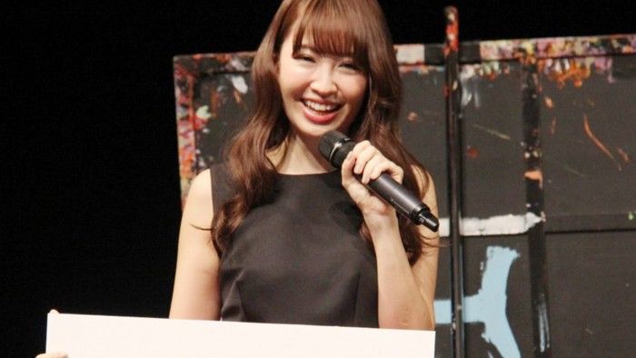 [動画ニュース] AKB48小嶋陽菜“画伯”がトラ描く！アートパフォーマンスにビックリ！（MAiDiGiTV）