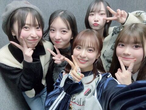 【速報】AKBアルバムリリイベに戦場カメラマンがいると話題に！！