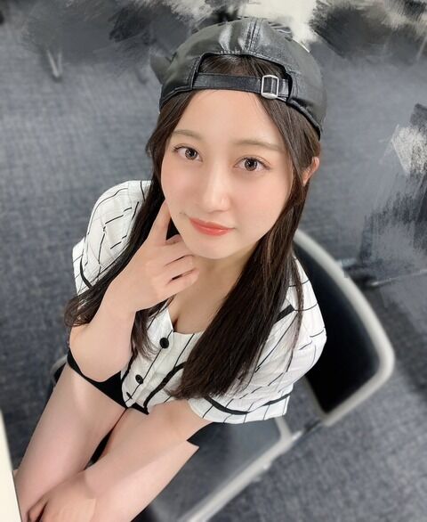 【画像】かわいすぎる阪神ファンが発見される【NMB48・川上千尋】
