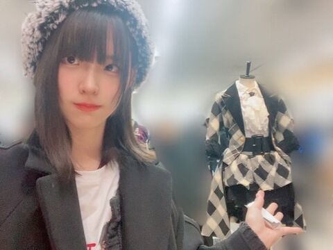始発に乗って大丸東京店にAKBの生写真を買いに行ったSTUメンバーさんがいたらしい