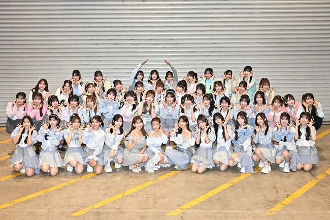 【朗報】最新のAKB全員集合写真ｷﾀ━━━━(ﾟ∀ﾟ)━━━━!!【前田敦子・高橋みなみ・小嶋陽菜・指原莉乃】