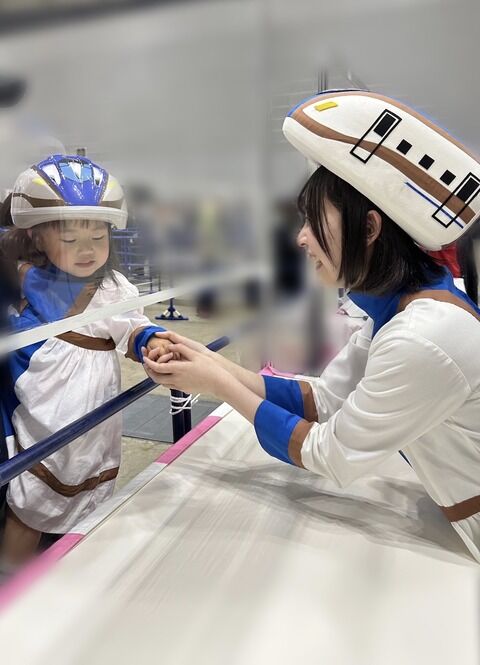 【朗報】かがやきちゃんがかがやきちゃんに会いに来る