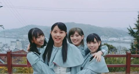 【悲報】STU48人気No.3の石田千穂、MVでモブ扱いに・・・