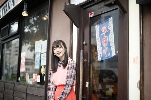 【画像】SKE48のロリ美少女が嬉しそうにラーメン食べてる!!!
