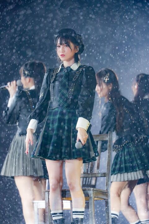 【=LOVE】野外ステージ×雨×しゃぼん玉の写真が神々しすぎると話題に