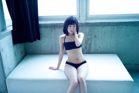 【特選画像集】渡辺麻友　まゆゆ【水着　グラビア　過激　最新　雑誌　無料　セクシー　GIF　掲示板　AKB48】