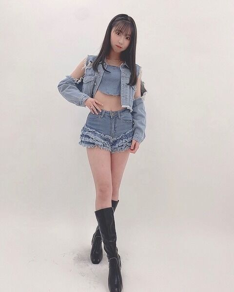SKEの新衣装えっち過ぎんか？