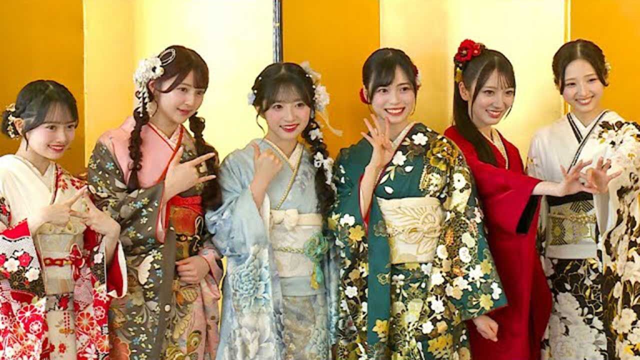 【動画】AKB48「二十歳のつどい」、2026年は「AKB48と同い年世代」　秋山由奈＆新井彩永＆工藤華純＆久保姫菜乃＆迫由芽実＆花田藍衣、振り袖姿で二十歳の誓い【JIJIPRESS】