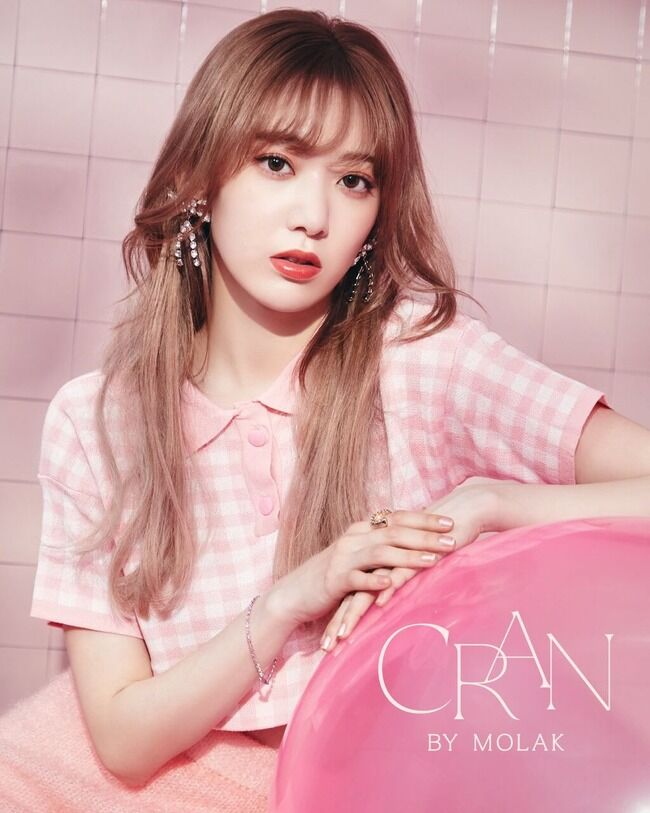 【朗報】世界の宮脇咲良さんプロデュースのコスメブランド、今冬誕生!【CRAN BY MOLAK】