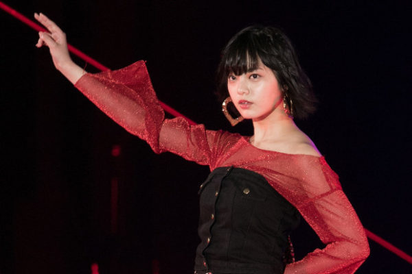 【悲報】欅坂46・平手友梨奈さん、完全に壊れてしまう・・・・・・（画像あり）