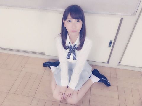 【AKB48】ゆきりんの制服姿が痛々しくて見てられない【柏木由紀】