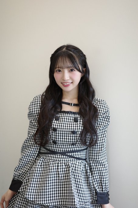 【朗報】秋山由奈ちゃん握手会フル完売ｷﾀ━━━━(ﾟ∀ﾟ)━━━━!!【AKB48 67thシングル名残り桜　ゆなちゃん】