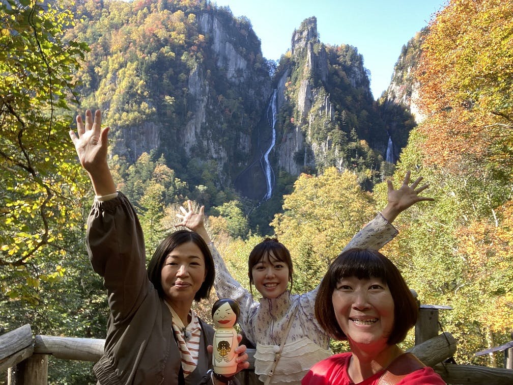 峯岸みなみが「土曜スペシャル 大久保・川村の温泉タオル温泉集め旅6」に出演！【2022.10.22 18:30〜 テレビ東京】