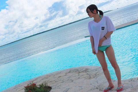 岩田華怜のプライベート水着ショットきたよ