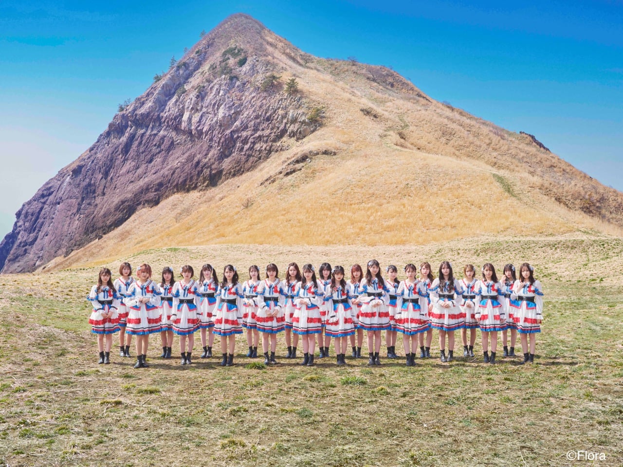 NGT48 1stアルバム「未完成の未来」6/29発売！